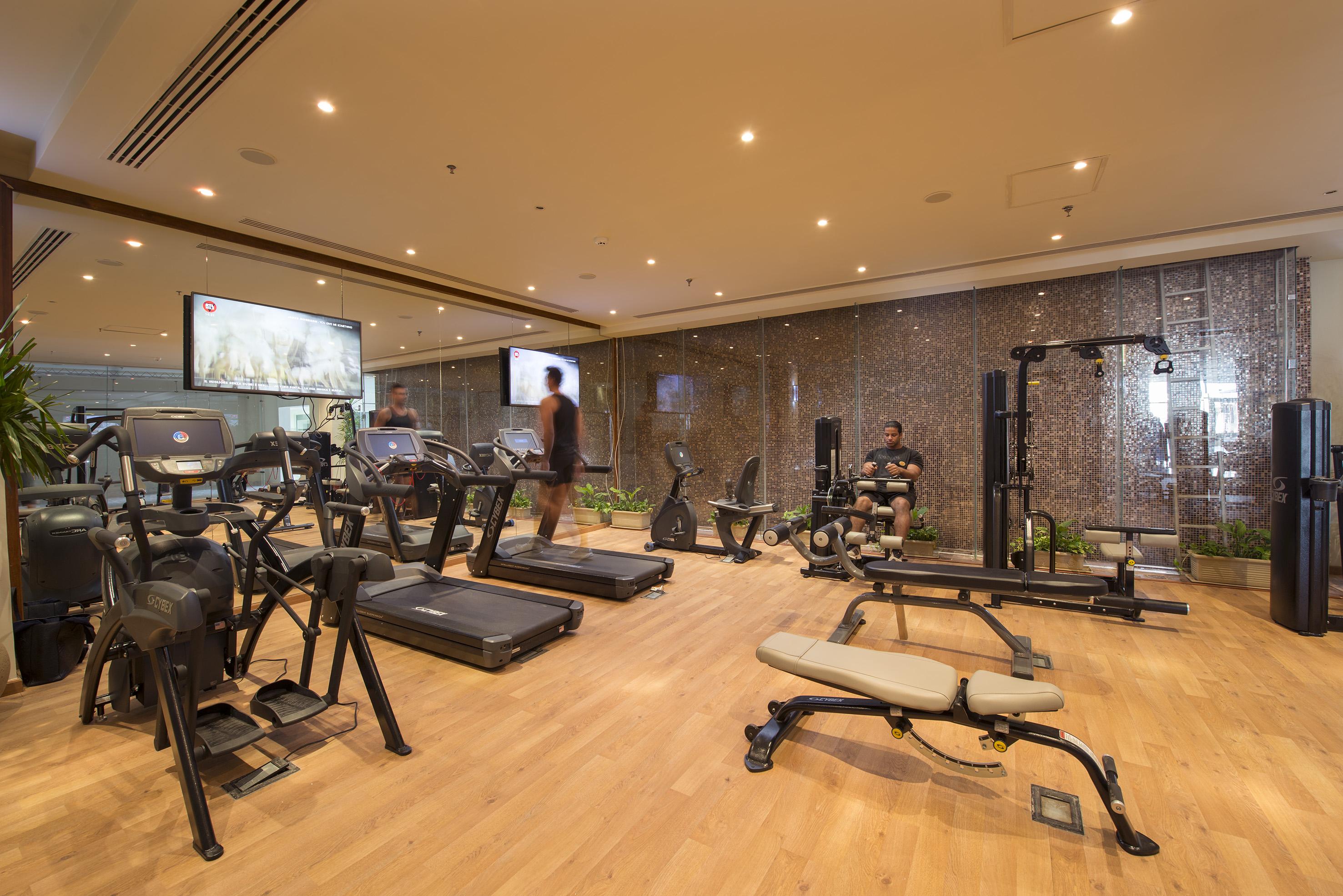 Sunrise Montemare Resort -Grand Select (Adults Only) Sharm el-Sheikh Luaran gambar The gym at the hotel
