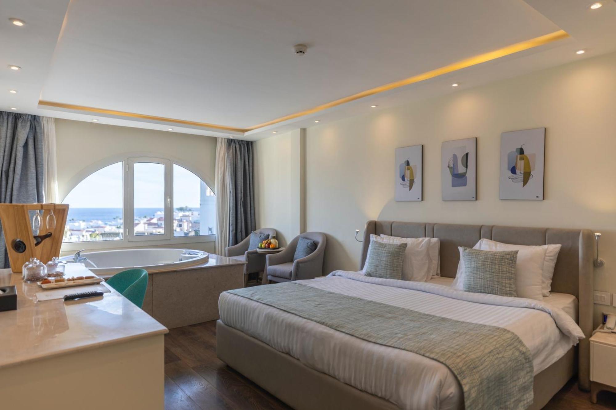 Sunrise Montemare Resort -Grand Select (Adults Only) Sharm el-Sheikh Bilik gambar A room at the hotel